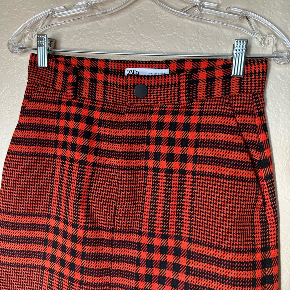 Zara Red and Black Plaid Pencil Skirt SIZE SMALL - Picture 3 of 10